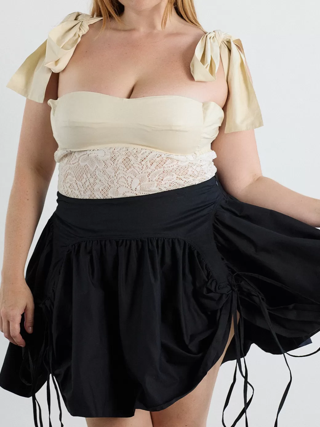 New Lisa Says Gah Butterfly Skirt - Black