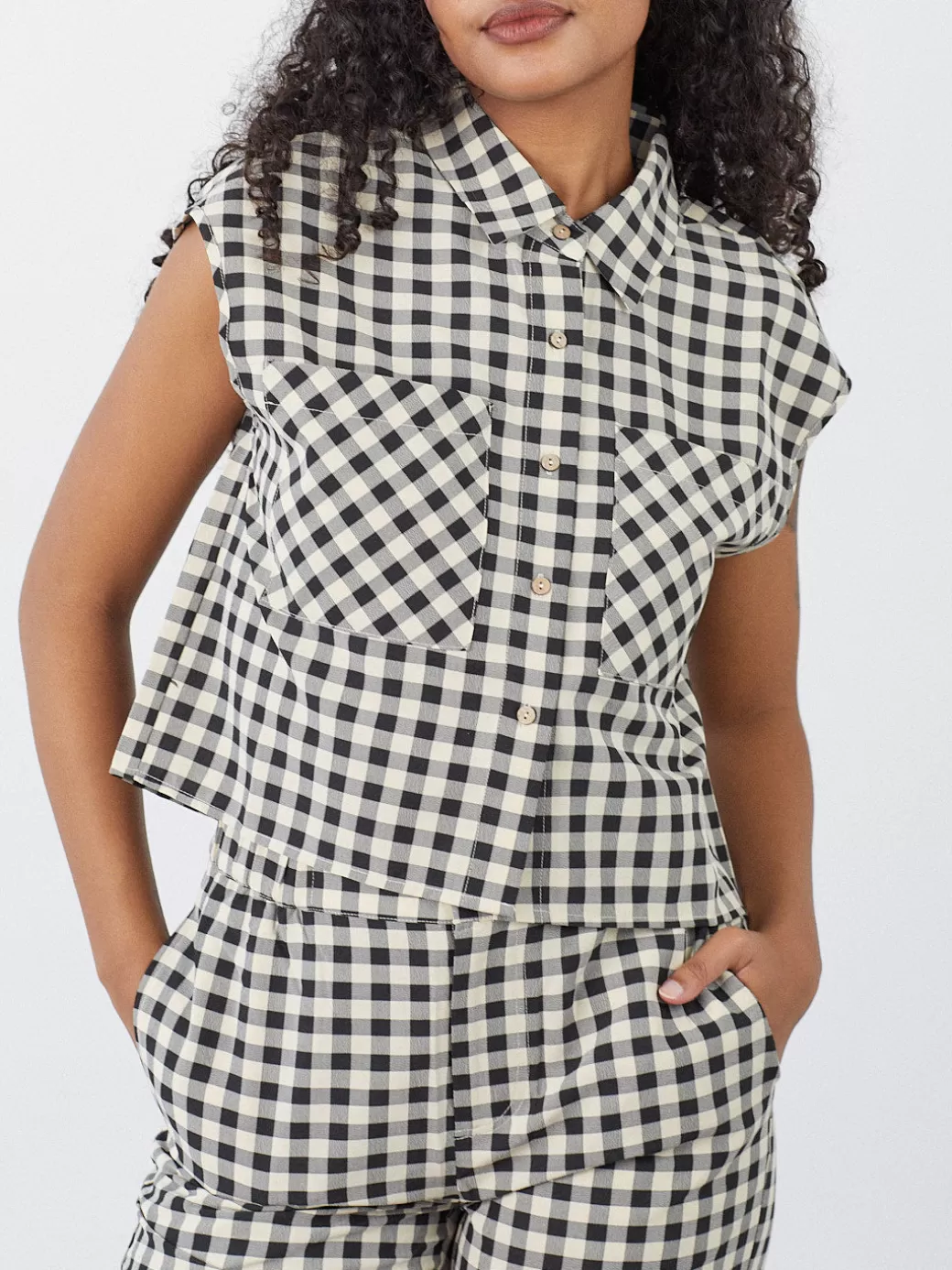 Discount Lisa Says Gah Estelle Button Down - Black Gingham BlackGingham