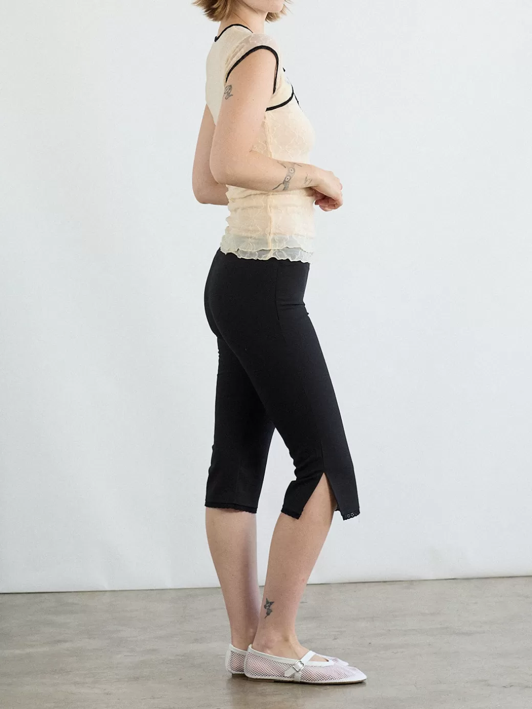 Flash Sale Lisa Says Gah Mary Capri Pant - Black