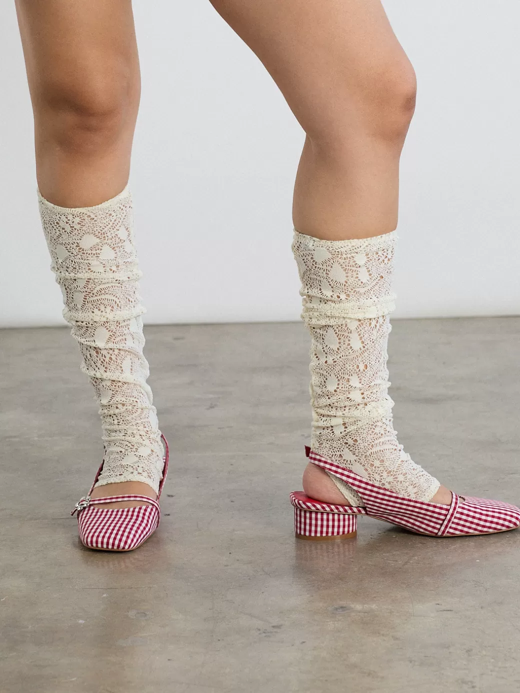 Fashion Lisa Says Gah Tall Lace Socks - Ivory